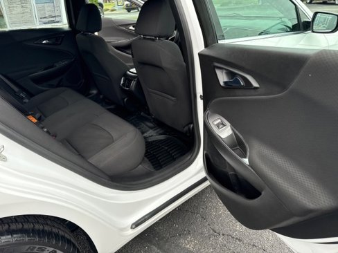 Used 2020 Chevrolet Malibu LT image 30