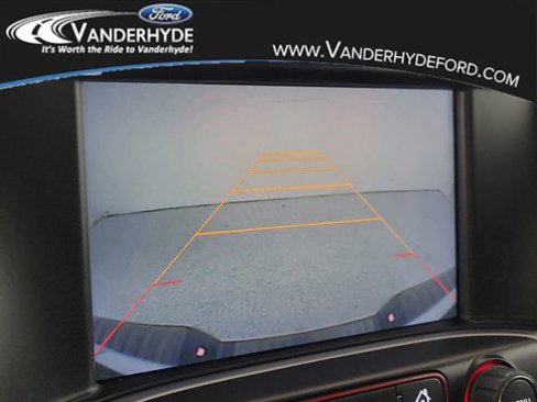 Used 2015 GMC Sierra 1500 SLE w/ SLE Value Package image 25
