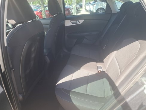 Used 2024 Kia Forte LXS image 18