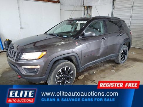 Used 2021 Jeep Compass Trailhawk image 1