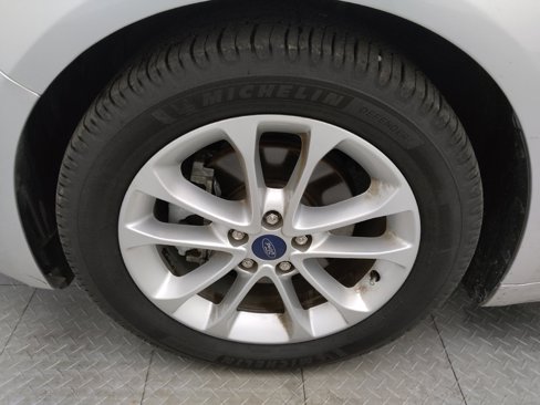 Used 2019 Ford Fusion SE image 31
