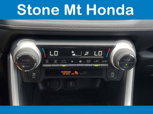 Used 2021 Toyota RAV4 XLE image 28