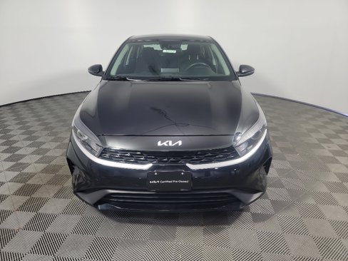 Certified 2022 Kia Forte LXS w/ LXS Technology Package image 13