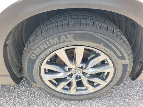Certified 2022 MAZDA CX-9 Touring w/ Touring Premium Package image 20