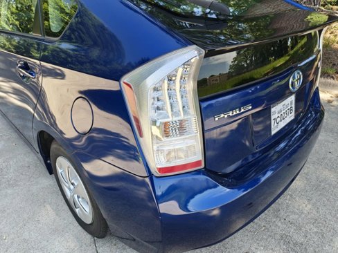 Used 2011 Toyota Prius Three w/ Navigation Pkg image 10