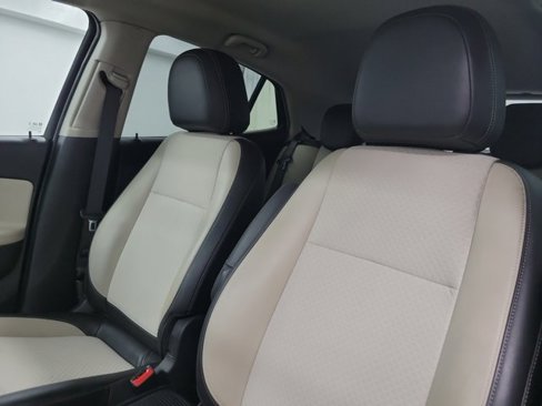 Used 2020 Buick Encore Preferred w/ Safety Package image 22