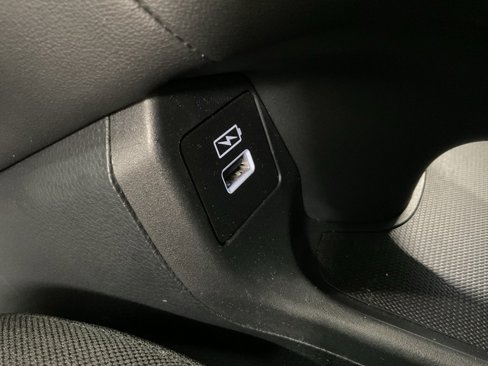 Certified 2023 Honda HR-V LX image 21