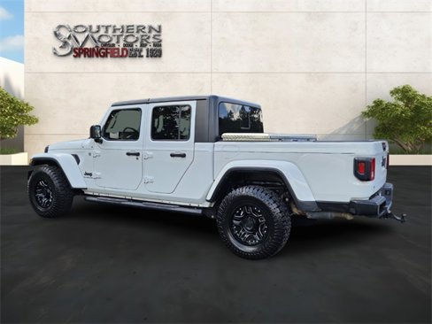 Used 2021 Jeep Gladiator Sport image 4