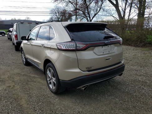 Used 2018 Ford Edge Titanium w/ Ford Safe & Smart Package image 4