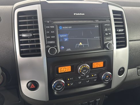 Used 2015 Nissan Frontier PRO-4X image 25