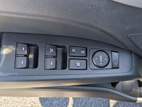 Used 2020 Hyundai Elantra Limited w/ Cargo Package (C1) image 20