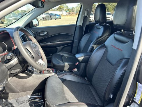 Used 2021 Jeep Compass Trailhawk image 11