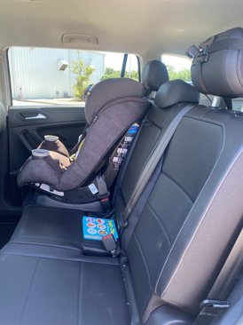 Certified 2020 Volkswagen Tiguan SE image 10