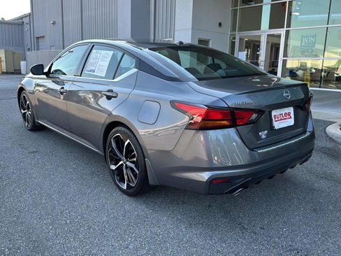 Used 2023 Nissan Altima 2.5 SR image 3
