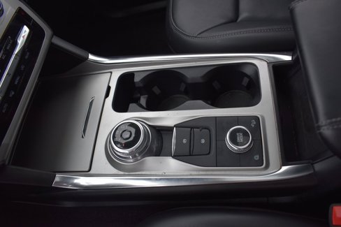 Used 2022 Ford Explorer XLT w/ Equipment Group 202A image 20