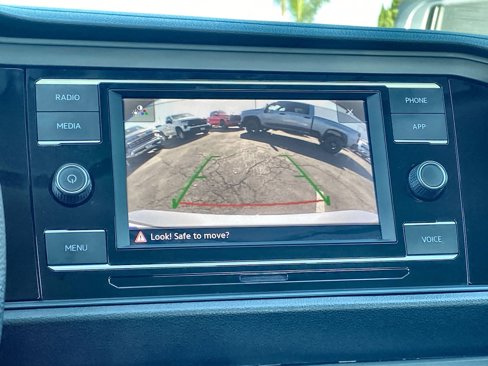 Used 2022 Volkswagen Jetta S image 15