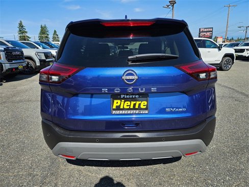 Used 2023 Nissan Rogue SV image 4
