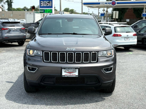 Used 2017 Jeep Grand Cherokee Laredo w/ Quick Order Package 23E image 11