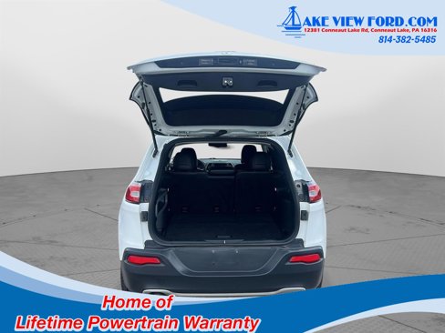 Used 2017 Jeep Cherokee Limited image 7