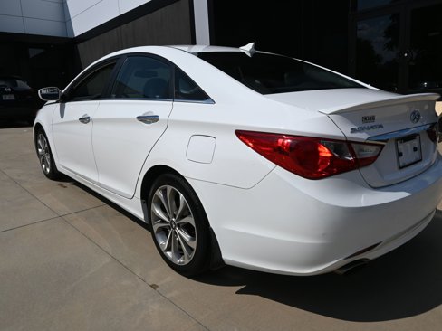 Used 2013 Hyundai Sonata SE w/ Navigation & Sunroof Pkg image 7