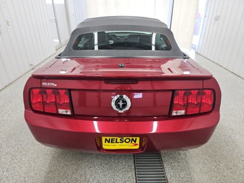 Used 2007 Ford Mustang Premium image 8