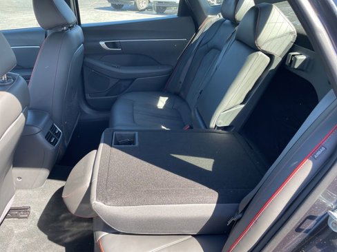 Used 2021 Hyundai Sonata SEL Plus w/ Tech Package image 28
