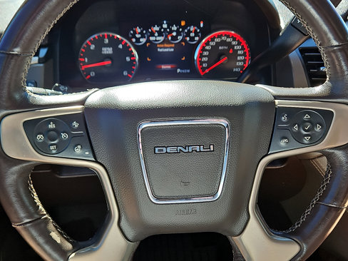 Used 2015 GMC Yukon Denali w/ Open Road Package image 19