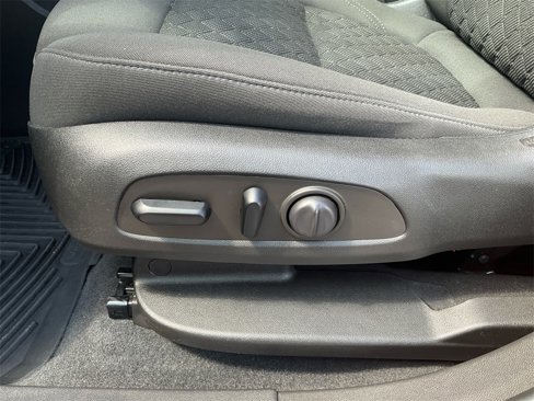 Used 2021 Chevrolet Blazer LT image 27