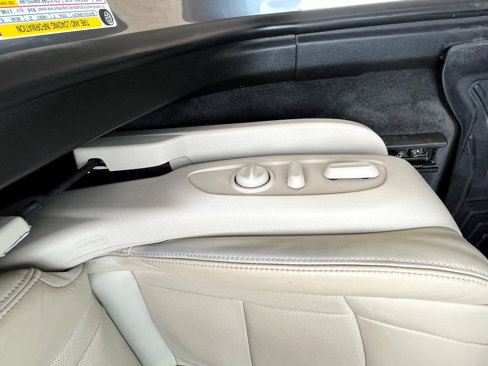 Used 2020 Buick Enclave Essence image 38