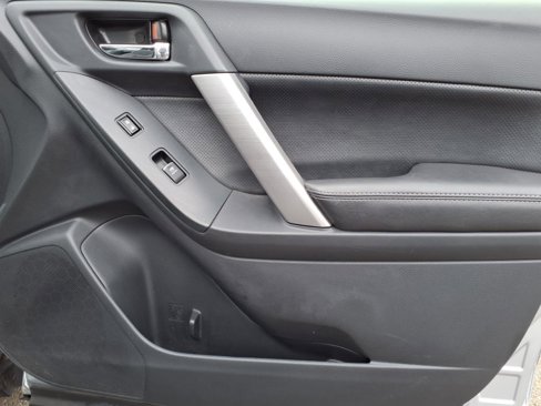 Used 2018 Subaru Forester 2.5i Limited image 8