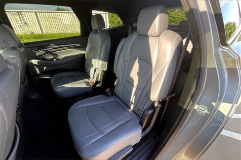 Used 2024 Buick Enclave Premium image 26