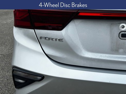 Used 2020 Kia Forte LXS image 11