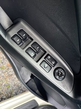 Used 2016 Kia Forte LX image 11