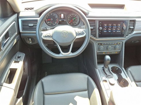 Used 2021 Volkswagen Atlas SE w/ Towing Package image 11