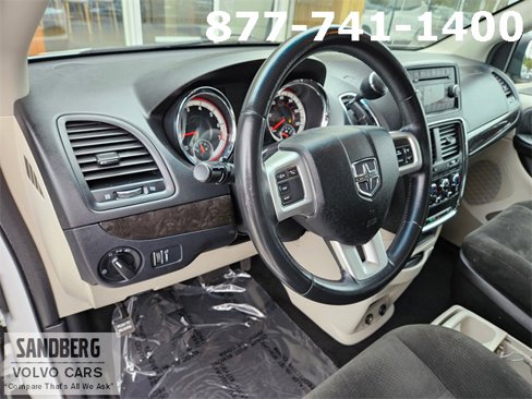 Used 2016 Dodge Grand Caravan SE w/ Quick Order Package 29E SE image 18