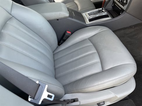 Used 2005 Chrysler 300 C w/ Protection Group II image 16