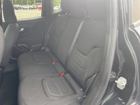 Used 2019 Jeep Renegade Latitude image 13