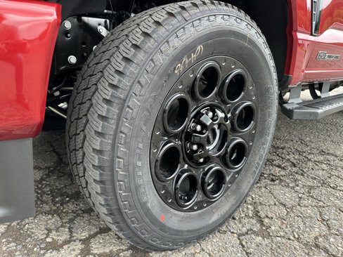 New 2025 Ford F350 XLT w/ Black Appearance Package image 14