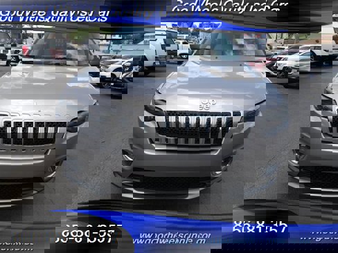 Used 2019 Jeep Cherokee Limited image 2