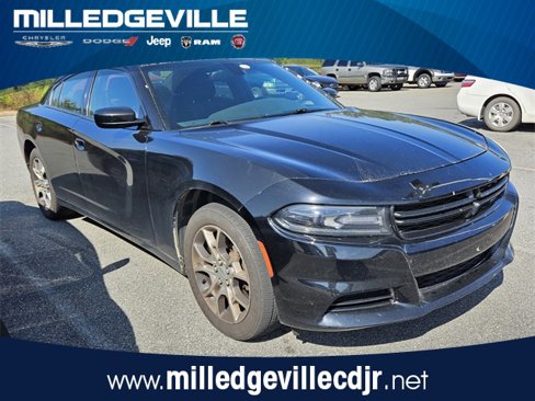 Used 2016 Dodge Charger SXT image 1