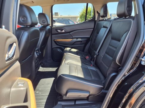 Used 2017 GMC Acadia Denali image 13