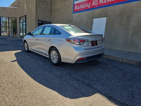 Used 2016 Hyundai Sonata SE image 5