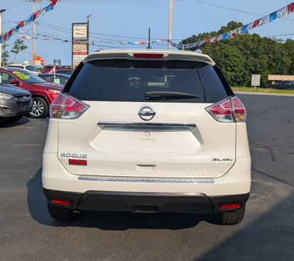 Used 2016 Nissan Rogue SL image 4