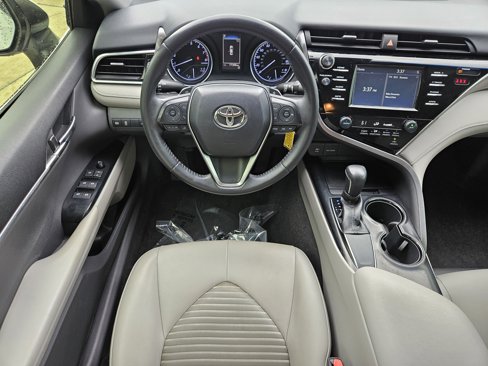 Used 2018 Toyota Camry SE image 15