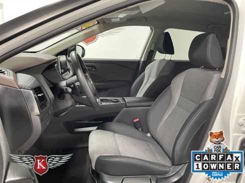 Used 2022 Nissan Rogue S image 11