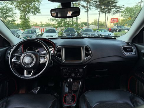Used 2018 Jeep Compass Trailhawk image 13
