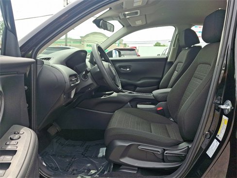 Certified 2025 Honda HR-V LX image 13