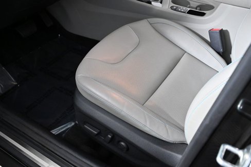 Used 2019 Kia Niro EX Premium image 25