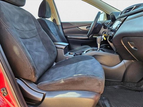 Used 2016 Nissan Rogue S image 21