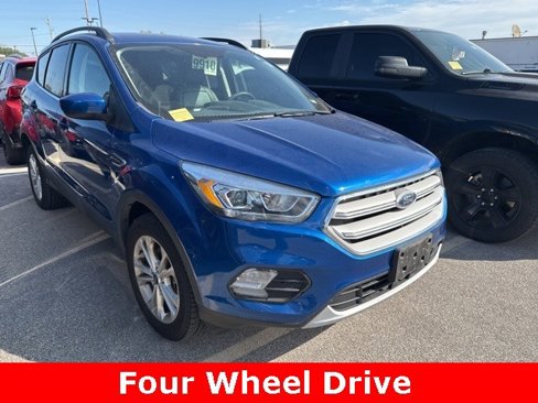 Used 2019 Ford Escape SEL image 3